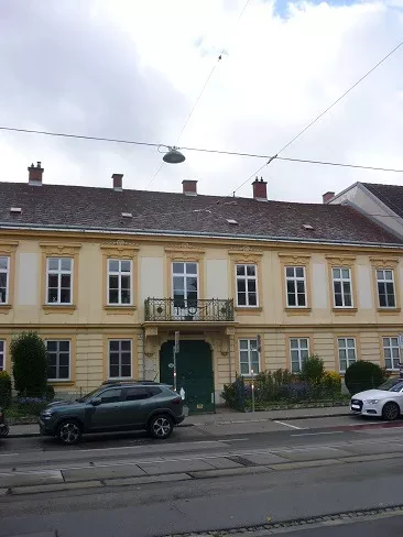 Baden, Kaiser Franz Joseph-Ring, Grünlage 